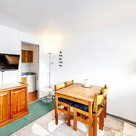 2 Bedroom In Apartment